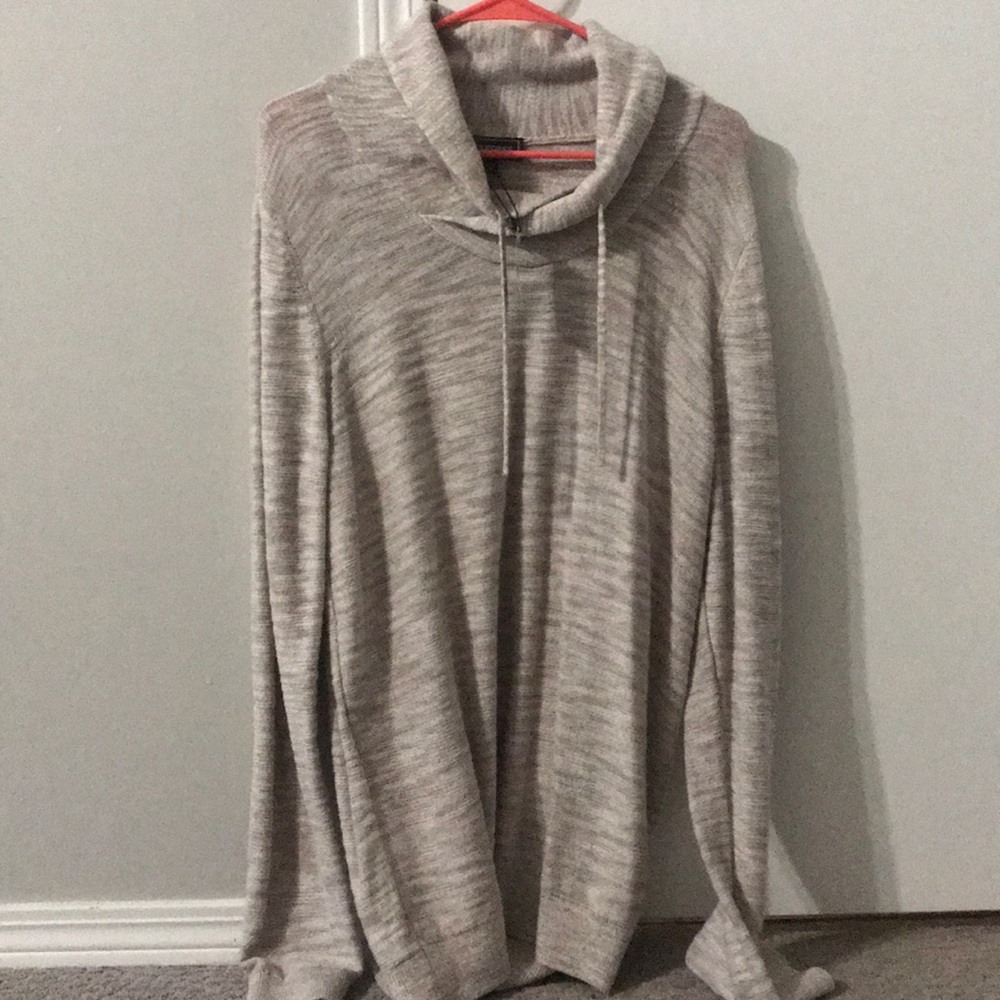 Men’s Express sweater